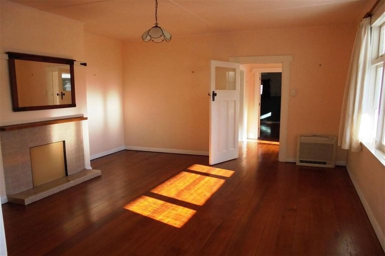 Photo of property in 15 Shelbourne Street, Nelson, 7010