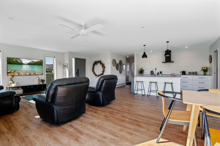 Photo of property in 43 Larch Crescent, Alexandra, 9320