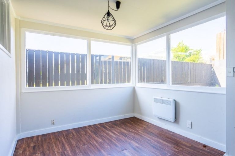 Photo of property in 1 Toru Road, Paraparaumu Beach, Paraparaumu, 5032