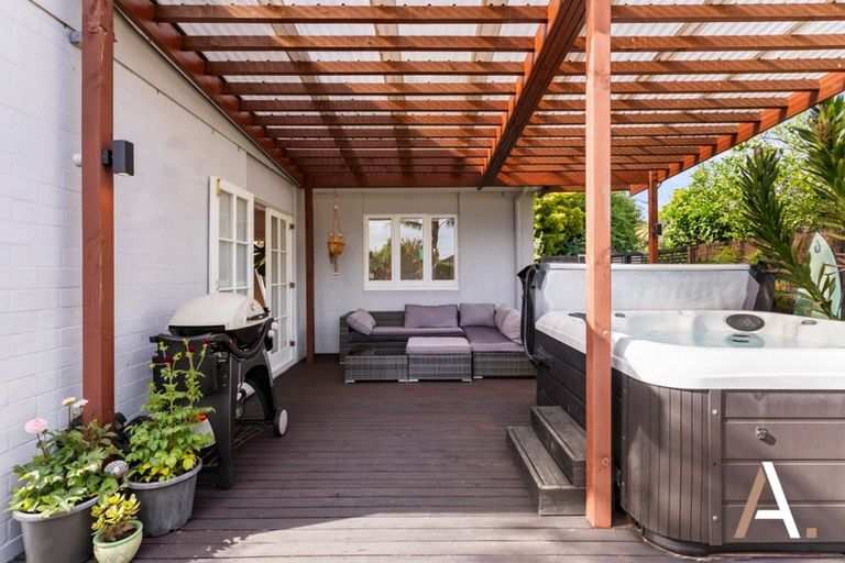 Photo of property in 13 Ross Martin Court, Conifer Grove, Takanini, 2112