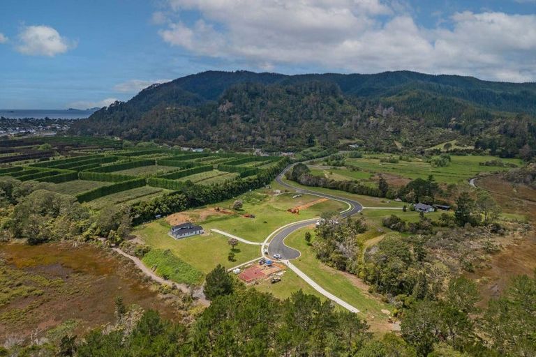 Photo of property in 26 North Ridge Drive, Pauanui, 3579