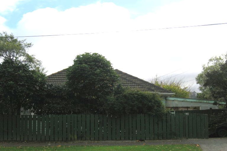 Photo of property in 20 Chittick Street, Stokes Valley, Lower Hutt, 5019