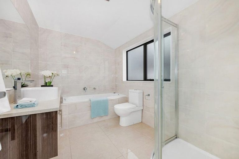 Photo of property in 18 Listack Drive, Flat Bush, Auckland, 2019