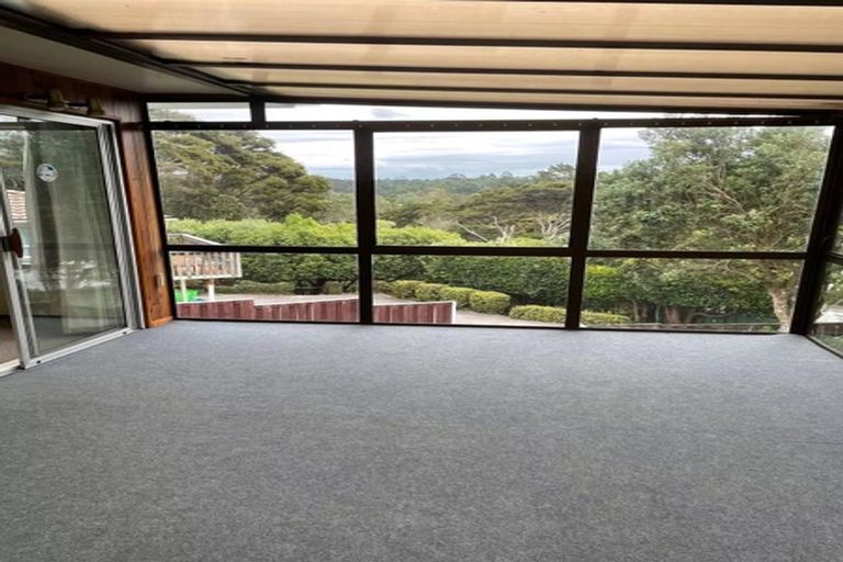 Photo of property in 22 Laser Place, Bayview, Auckland, 0629