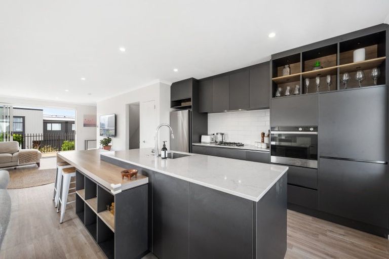 Photo of property in 22 Horo Road, Flat Bush, Auckland, 2019