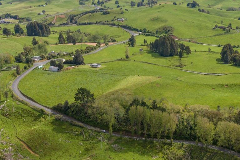 Photo of property in 697 Maungatawhiri Road, Raglan, 3295