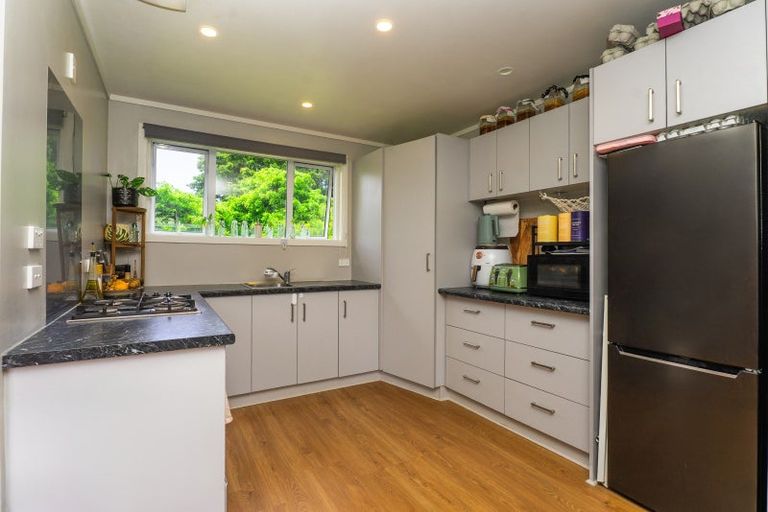 Photo of property in 90 Kanakanaia Road, Te Karaka, 4022