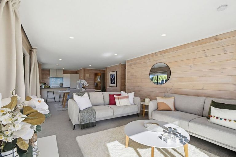 Photo of property in 2/434 Hibiscus Coast Highway, Orewa, 0931