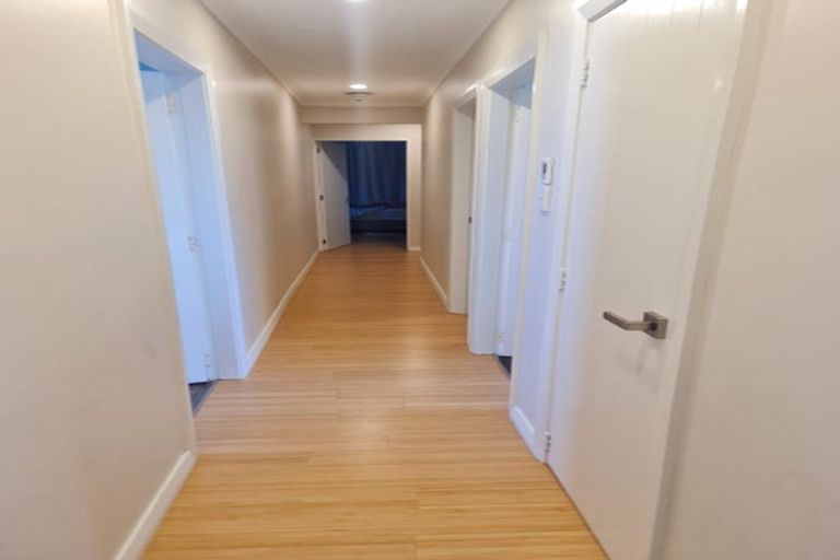 Photo of property in 44 Dickson Crescent, Hornby, Christchurch, 8042