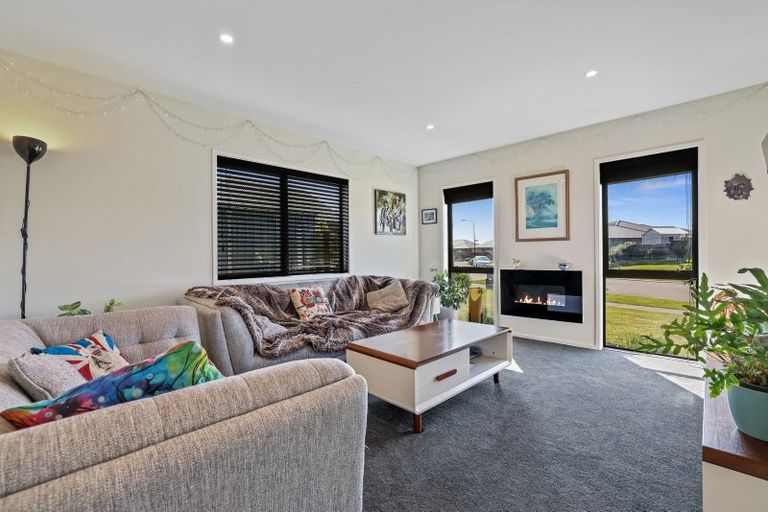 Photo of property in 56 Shadbolt Lane, Rolleston, 7614