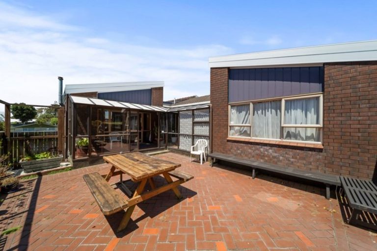 Photo of property in 20 Tiverton Crescent, Whalers Gate, New Plymouth, 4310