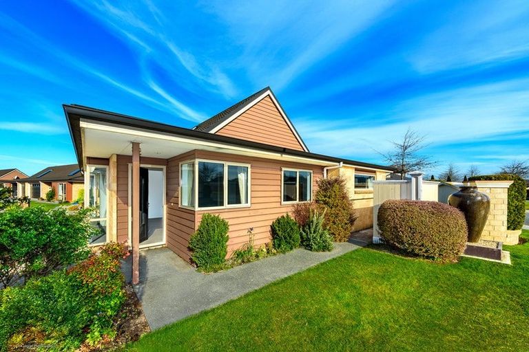 Photo of property in 3 Reeves Road, Rangiora, 7400