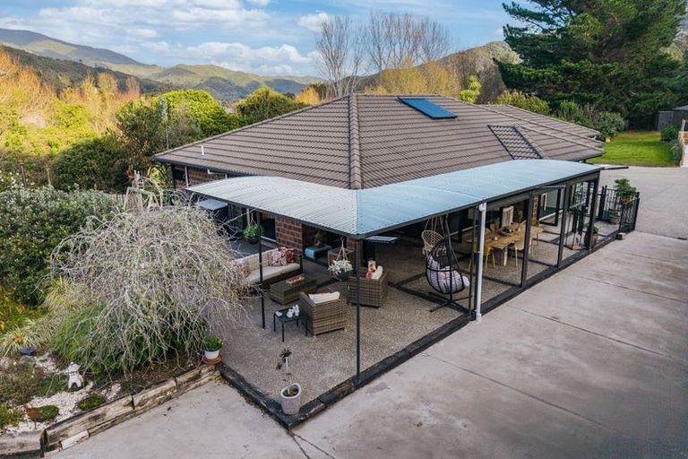 Photo of property in 55a Stanley Street, Wainuiomata, Lower Hutt, 5014