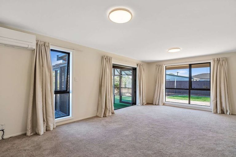Photo of property in 46a Coopers Road, Dallington, Christchurch, 8061