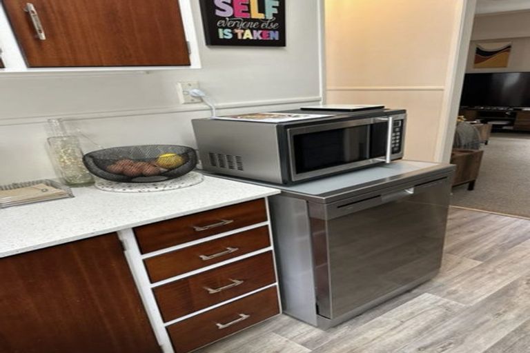 Photo of property in 2/10 Marsden Avenue, Mount Eden, Auckland, 1024