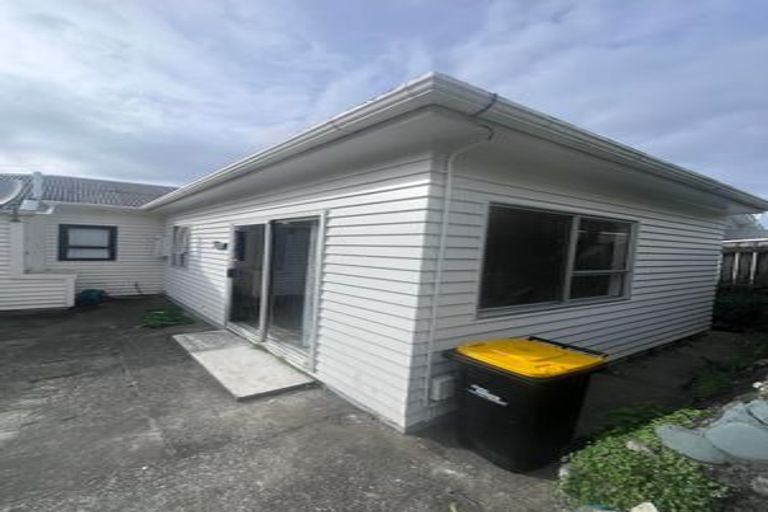 Photo of property in 8 Phillip Street, Johnsonville, Wellington, 6037