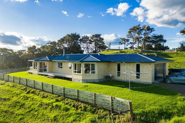 Photo of property in 251 Griffin Road, Maungaturoto, 0583