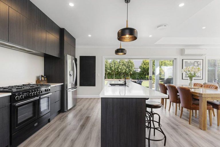 Photo of property in 31 Jarrett Terrace, Leamington, Cambridge, 3432