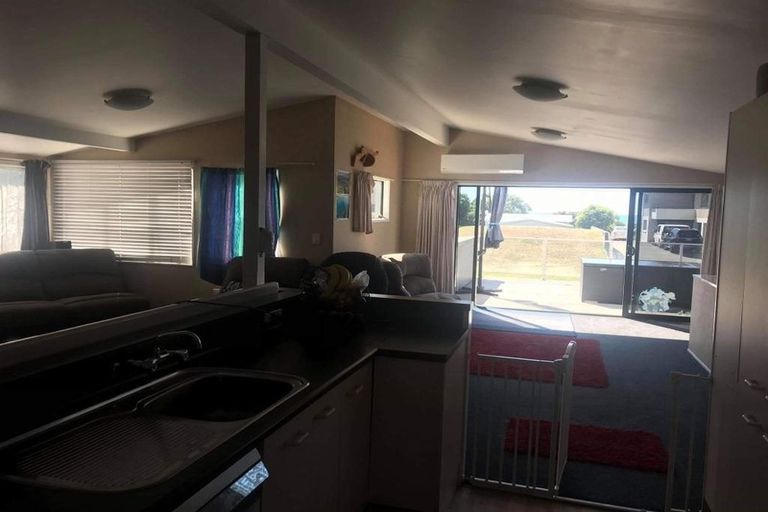 Photo of property in 1032a Papamoa Beach Road, Papamoa Beach, Papamoa, 3118