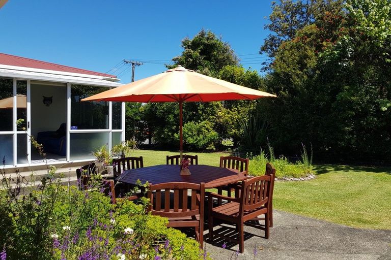 Photo of property in 50 Pagitt Street, Coromandel, 3506