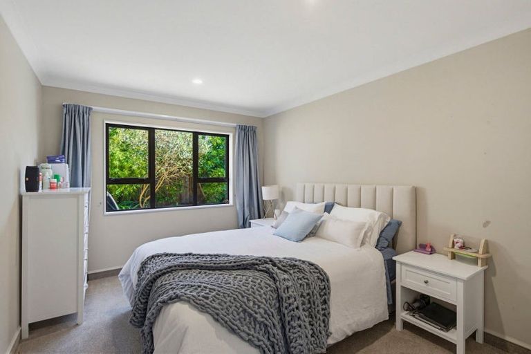 Photo of property in 14 Consort Close, Paraparaumu Beach, Paraparaumu, 5032