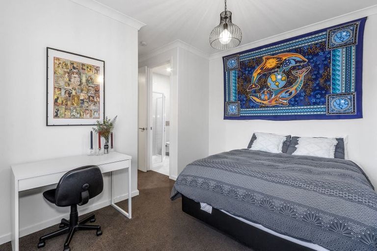 Photo of property in 1 Bancroft Place, Parklands, Christchurch, 8083