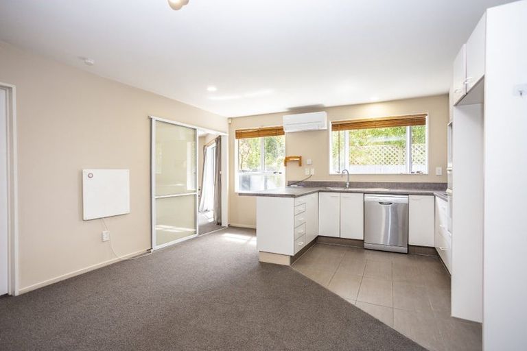 Photo of property in 42 Waimairi Road, Upper Riccarton, Christchurch, 8041