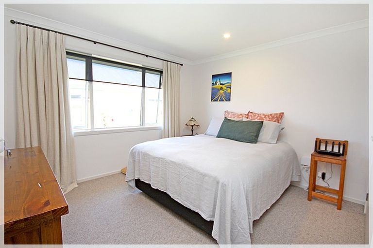 Photo of property in 9 Godwit Court, Foxton Beach, Foxton, 4815