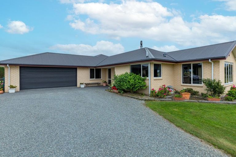 Photo of property in 54 Longbeach Road, Willowby, Ashburton, 7773