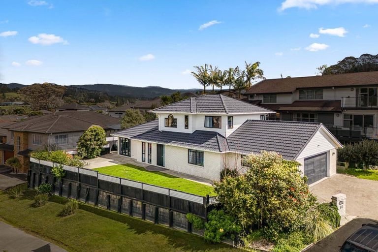 Photo of property in 86 San Marino Drive West, Henderson, Auckland, 0612