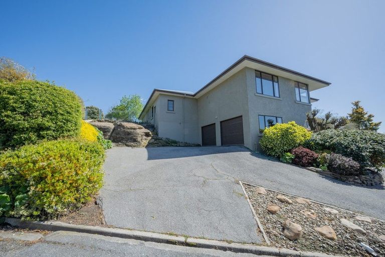 Photo of property in 6 Craig Place, Bridge Hill, Alexandra, 9320