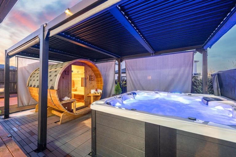 Photo of property in 40 Koropa Road, Flat Bush, Auckland, 2019