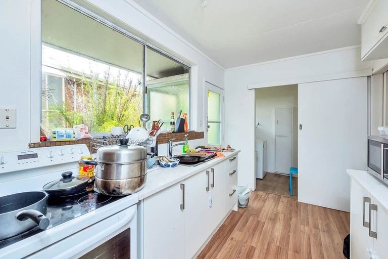 Photo of property in 30 Killarney Avenue, Torbay, Auckland, 0630