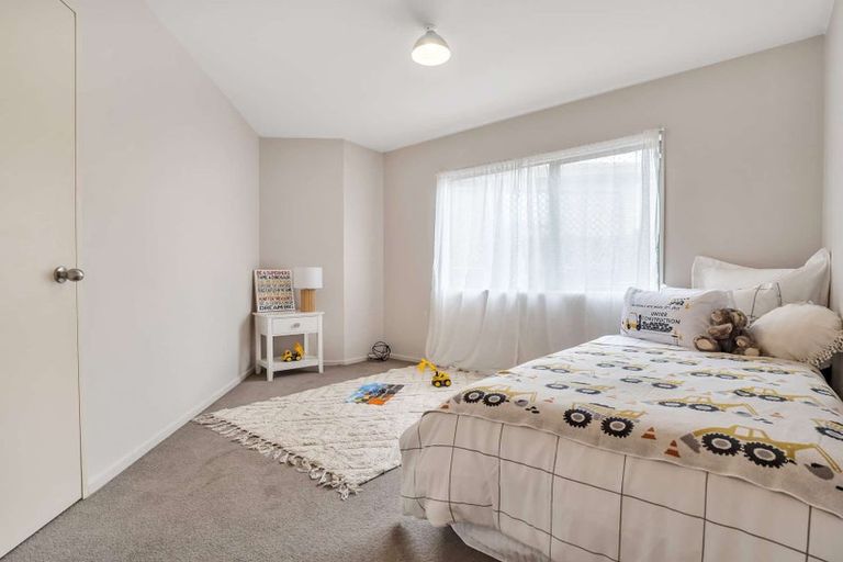 Photo of property in 6a Reynolds Road, Pukekohe, 2120