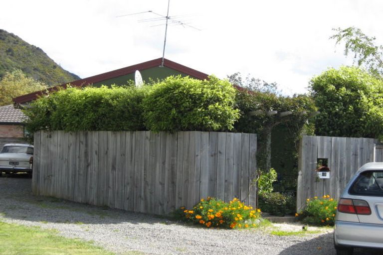 Photo of property in 12 George Street, Picton, 7220