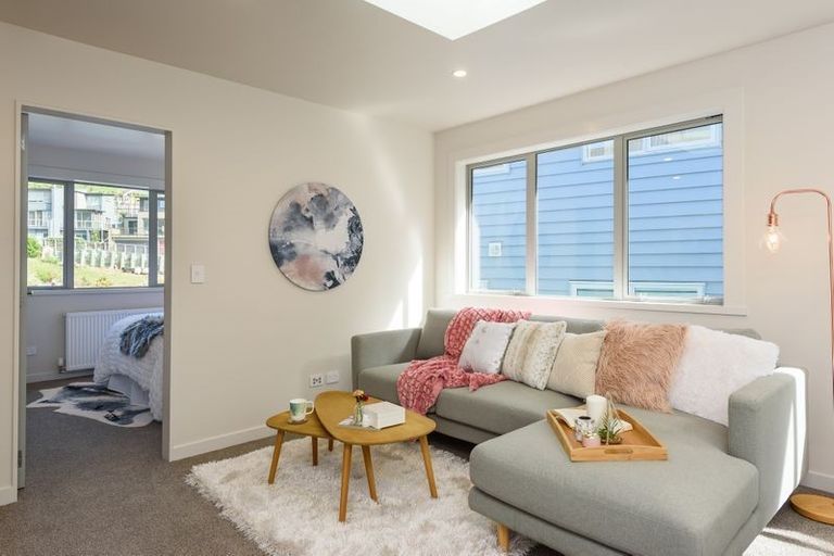 Photo of property in 12a Rarangi Way, Owhiro Bay, Wellington, 6023