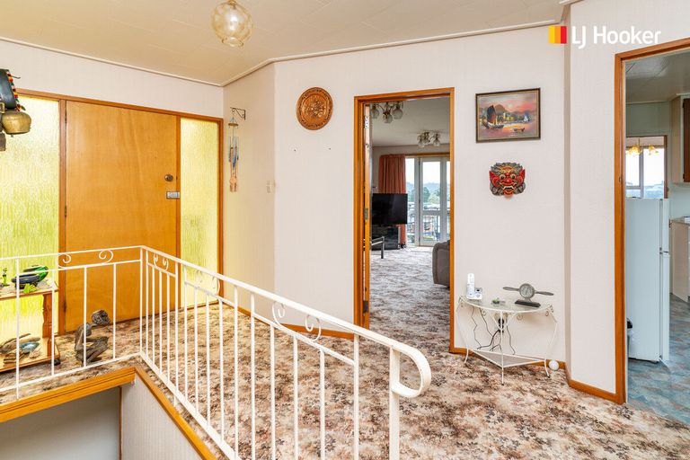 Photo of property in 49 Elwyn Crescent, Green Island, Dunedin, 9018