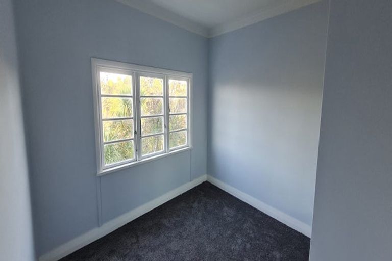 Photo of property in 4/71 Garden Road, Northland, Wellington, 6012