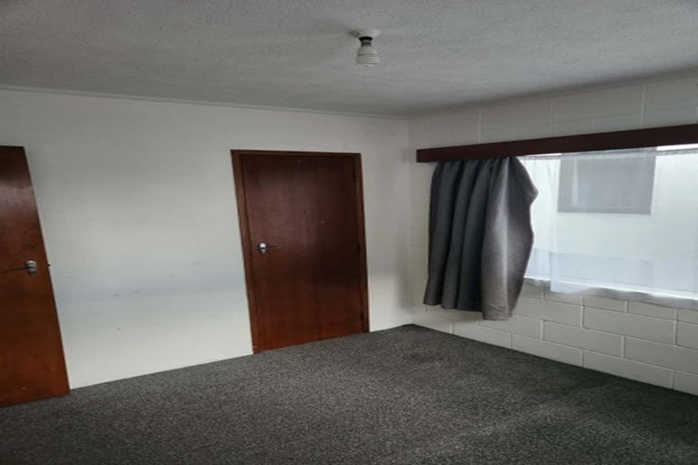 Photo of property in 1/4 Idlewild Avenue, Mangere, Auckland, 2022