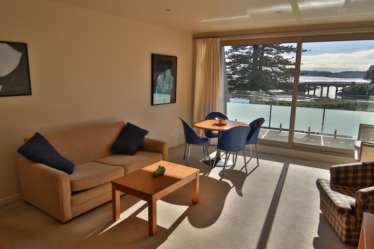 Photo of property in Bridgewater Apartments, 206/7 Te Rangi Cross Road, Paihia, 0200