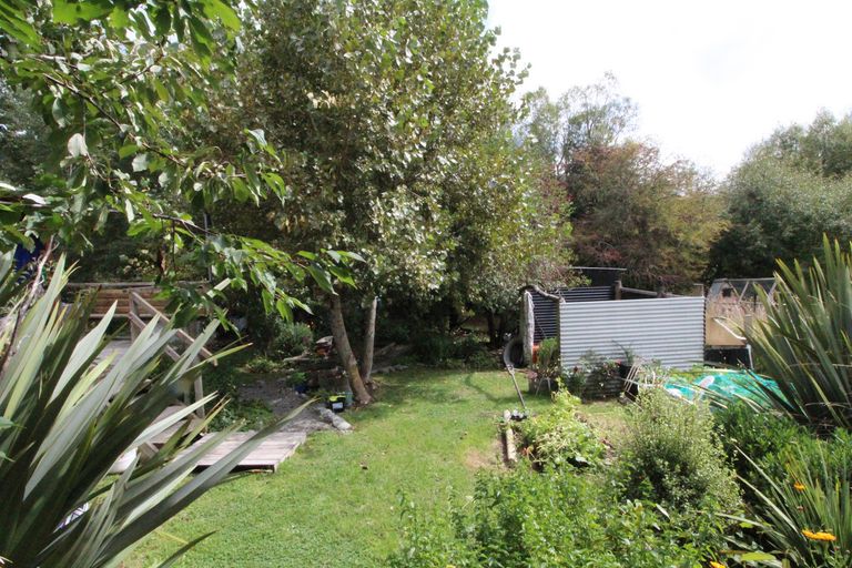 Photo of property in 21 Farm Street, Lumsden, 9730