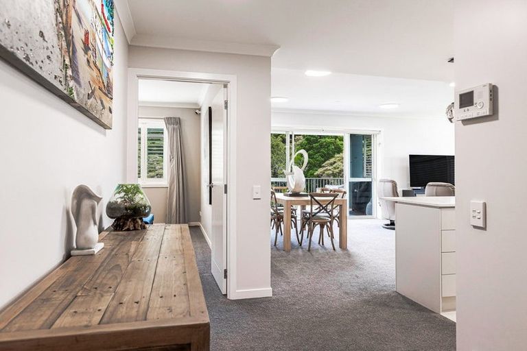 Photo of property in 74 Eaves Bush Parade, Orewa, 0931