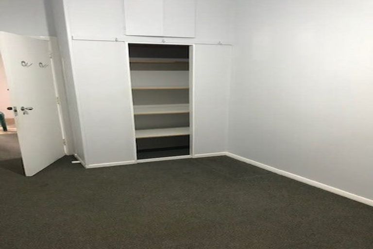 Photo of property in 1 Brown Grove, Fairfield, Lower Hutt, 5011