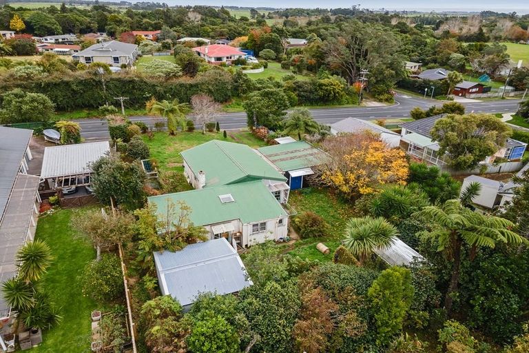 Photo of property in 95 Oxford Road, Okato, 4335