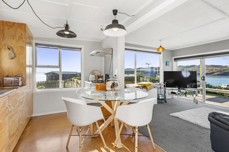 Photo of property in 6 Wainamu Road, Raglan, 3297