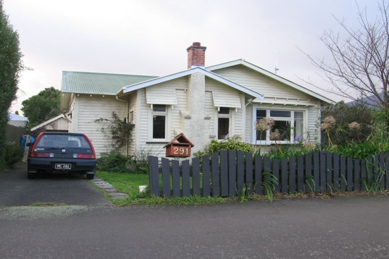 Photo of property in 291 Grey Street, Palmerston North, 4414