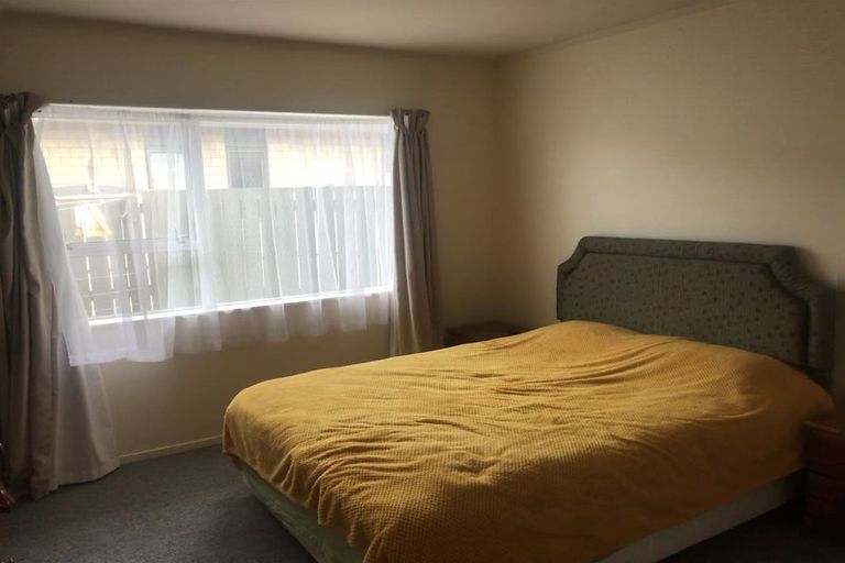 Photo of property in 3a West Hoe Road, Orewa, 0931