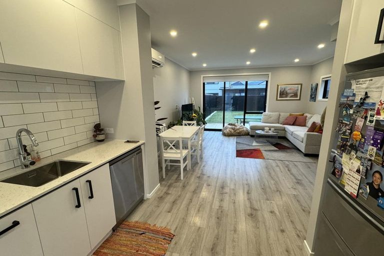 Photo of property in 6 Castletown Street, Wallaceville, Upper Hutt, 5018