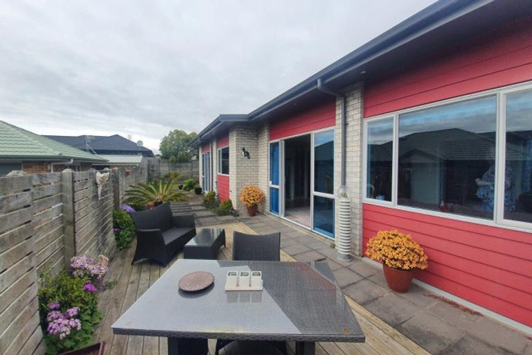 Photo of property in 4 Parkvue Drive, Bell Block, New Plymouth, 4312