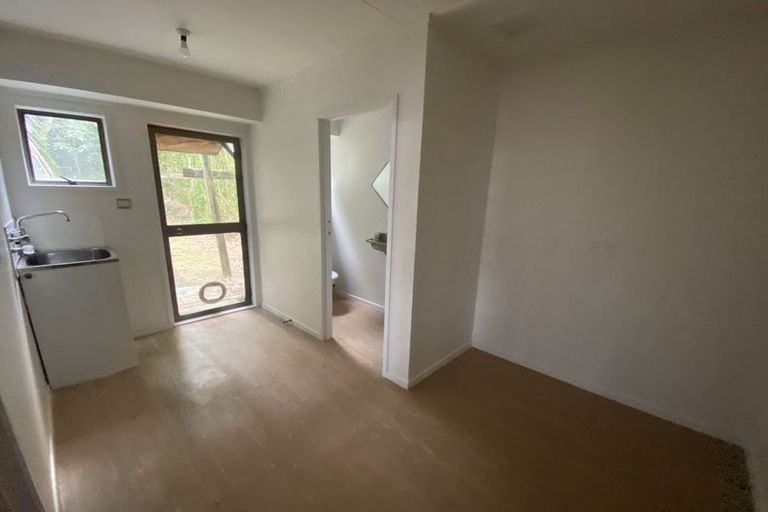 Photo of property in 15 Chrisarda Place, Red Hill, Papakura, 2110